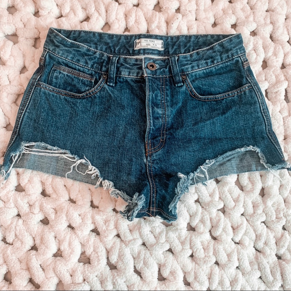 FREE PEOPLE JEAN SHORTS